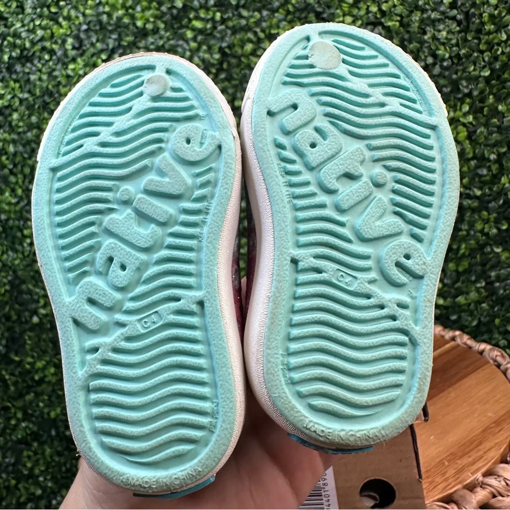 Native Shoes Kids Jefferson Bling Sneakers - Pink and Teal new in‎ box
